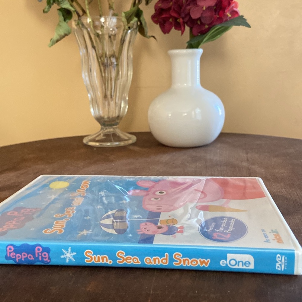 🩷Peppa Pig: Sun Sea & Snow TV Series, DVD - Picture 4 of 4